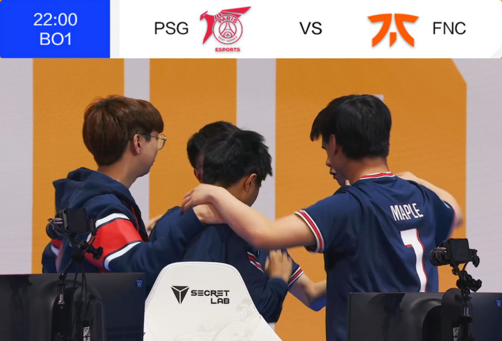 开云体育登录-PSG横扫FLY，Clid拿下关键大龙激烈交锋淘汰赛，引爆全场热议