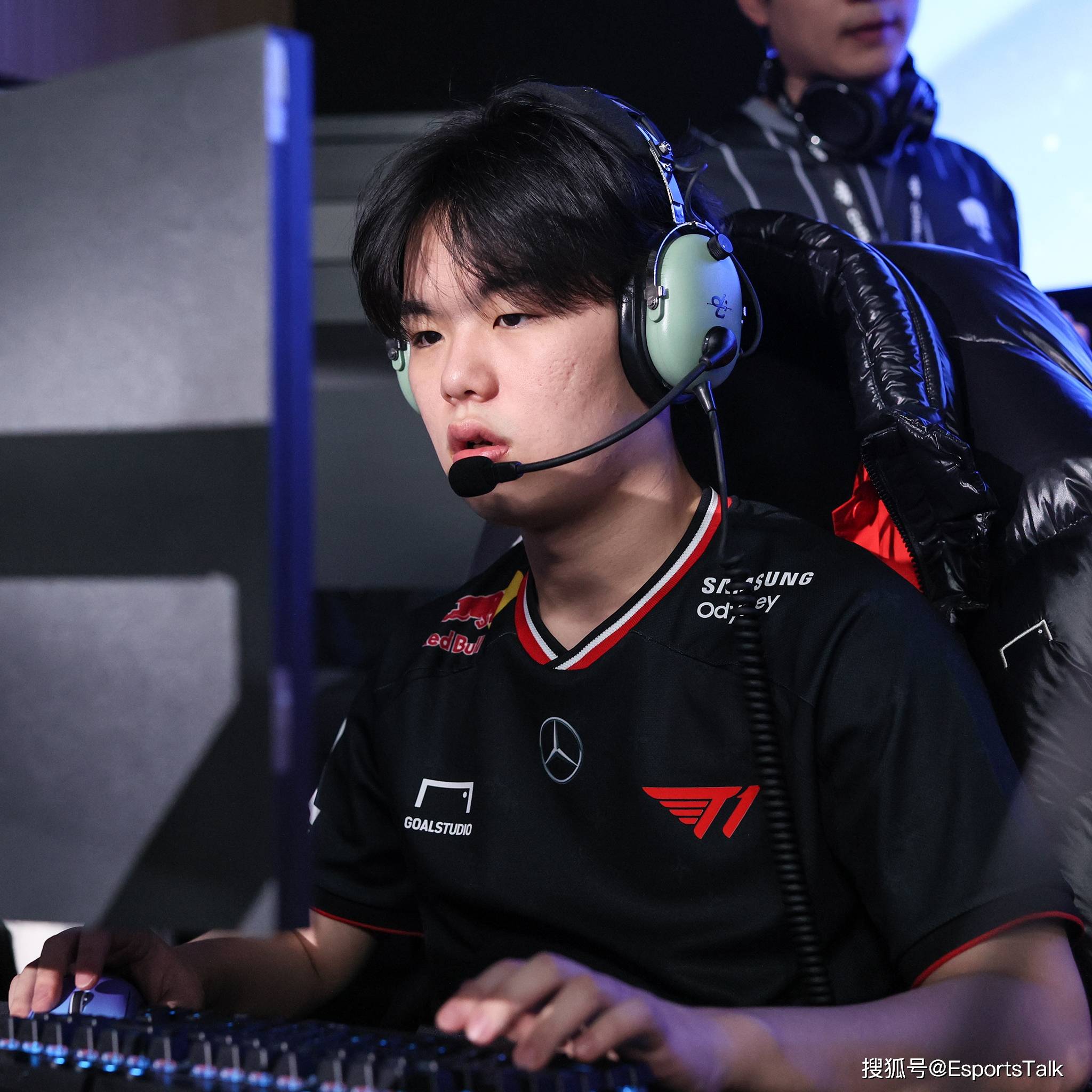 DK血洗LGD，Oner关键团战开团秒人宿命之战半决赛，锁定晋级资格