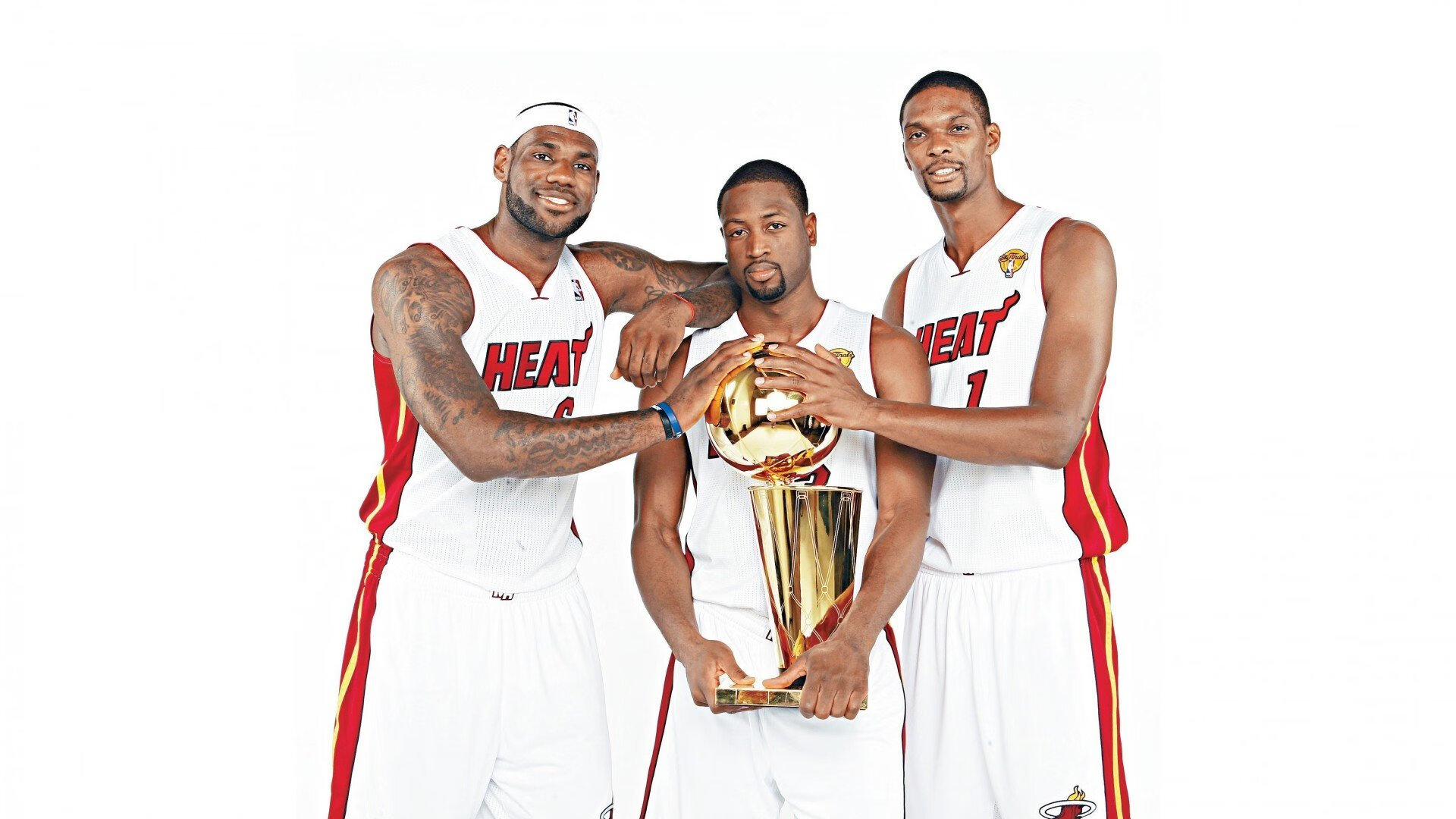 哈登节奏魔术师，上海队vs热火，一场被巨星掌控的跨洋对决