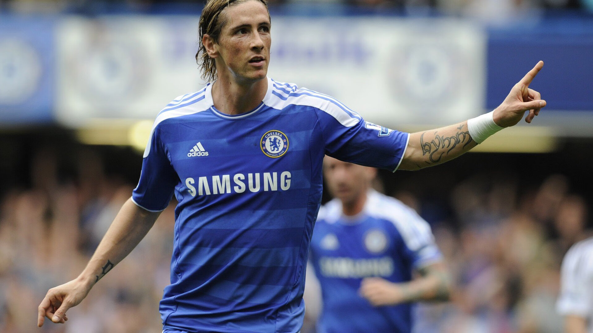 开云官网-南美雄鹰撕裂东瀛防线！范戴克一锤定音，智利强势拿下日本的战术复盘