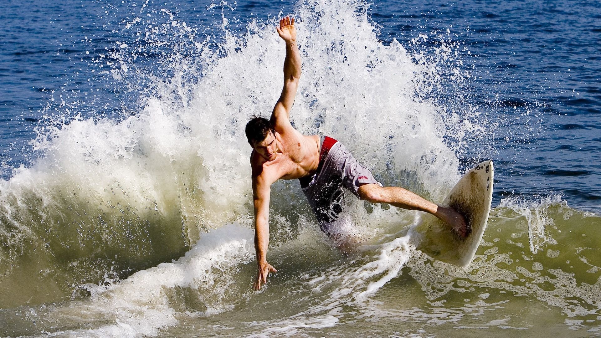 文班亚马统治攻防狂砍40+20,活塞未来战舰碾过辽宁,CBA冠军遭遇降维打击